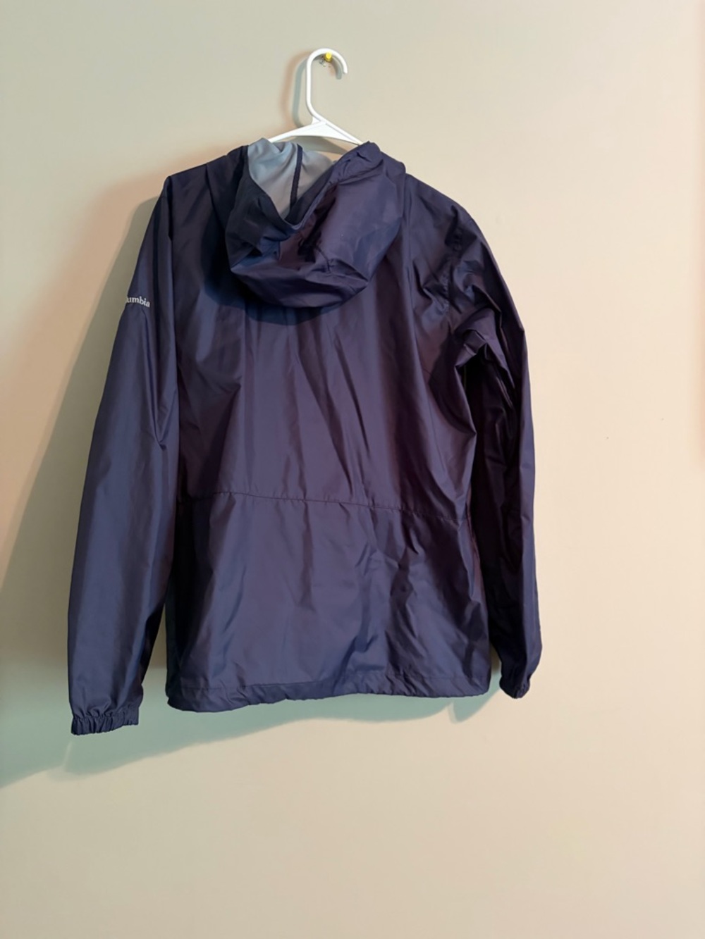 Columbia Navy Blue Hooded Windbreaker Jacket with pockets - Picture 6 of 10